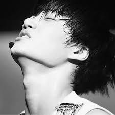 soy el negro sensualon~ someday find that someone, just wait~ ►  mtr。◄