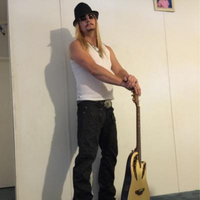 kidrockjay's profile picture. open mic stand up, UFC FANATIC,MMA FANATIC, Jiu-jitsu player,KID ROCK LOOKALIKE,JOE ROGAN PODCAST LISTENER,