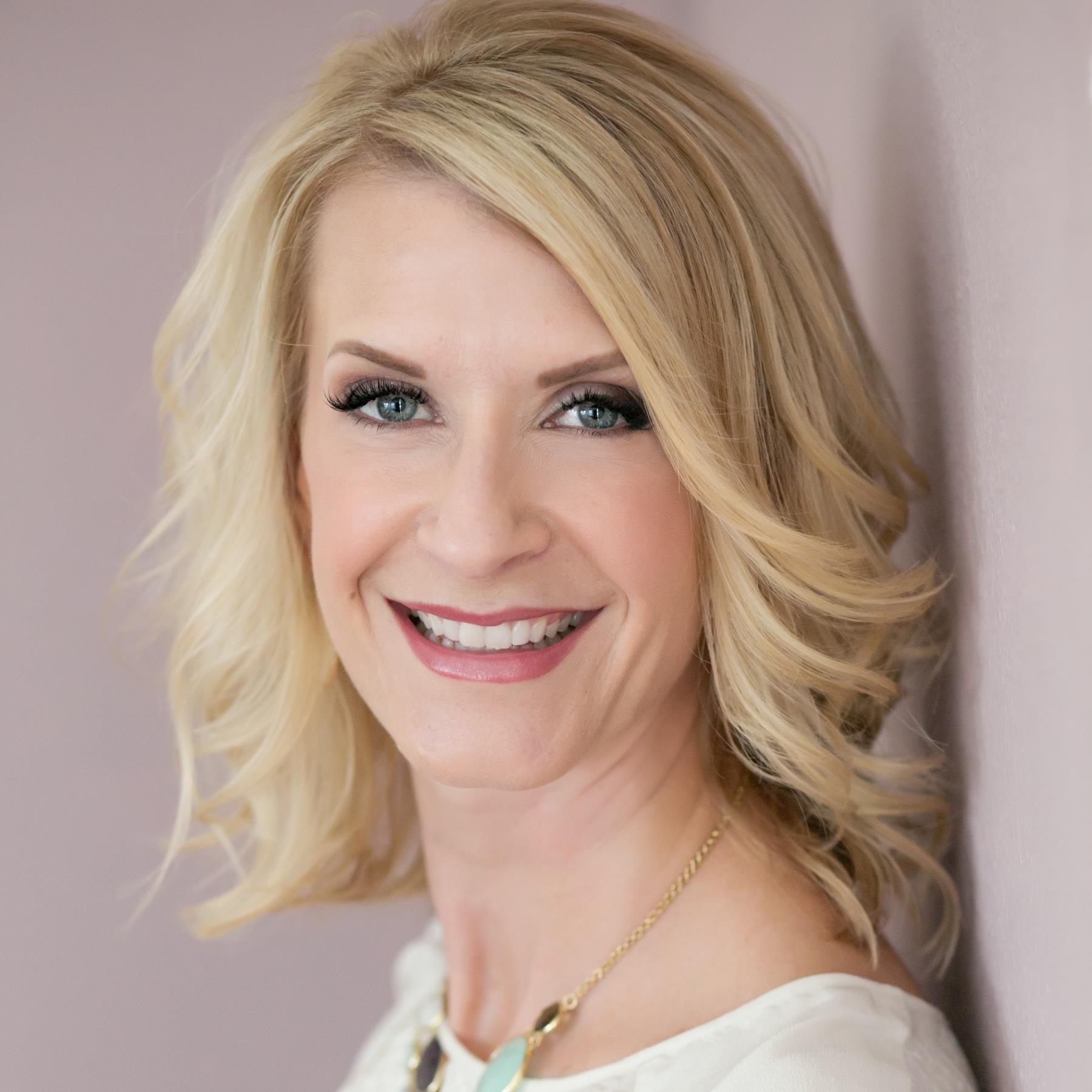 EchoDawnWright's profile picture. Premier Wedding Planner specializing in Napa & Sonoma Wine Country. Offering Weekend Wedding Planning, Full-Service, Day of Plus, and Site Location Services.