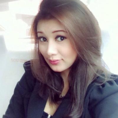 Insta : indahjuwitaa | path : InDaH TaNjUnG