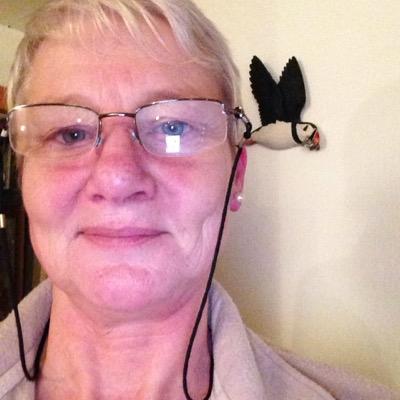 widewallclucky's profile picture. 