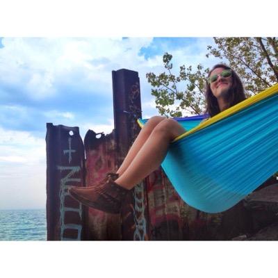 lily_VDB's profile picture. CHICAGO 〰MARQUETTE MI ⛺