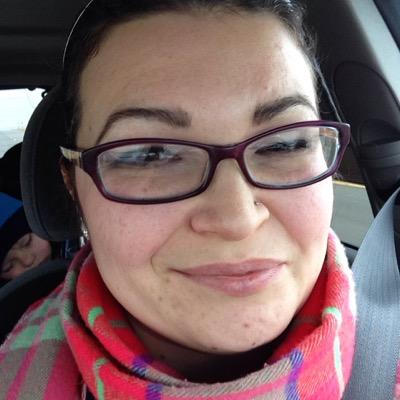 Mom of 3, College Speech adjunct, Navy wife, political junkie, something shiny.