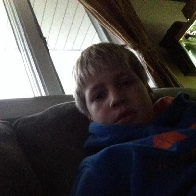 coolist kid ever seen and awsome so follow me