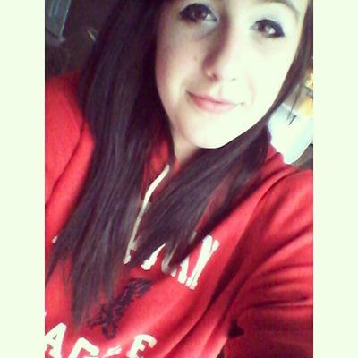instagram: @Hannah_Topan