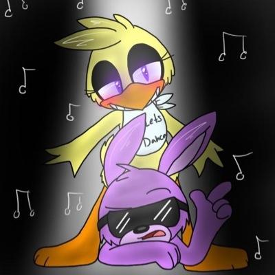 Ask us anything! We are best friends, we can answer honestly. @Chica_thchicken @BonnieTheBunny_