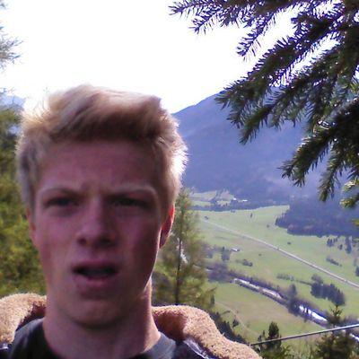 born in Cali but live in germany 
follow me
instagram=kevin_ra_1996