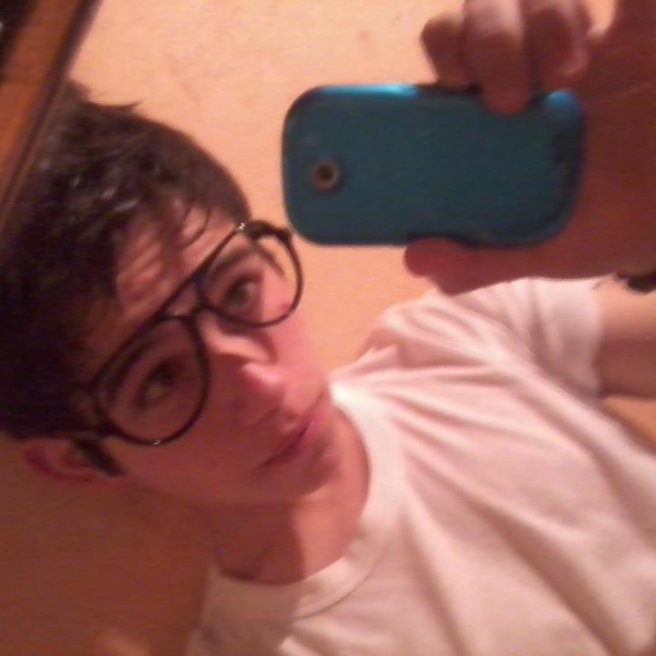 Camilo Gomez-Real Name/ Lil Wayne/ Miley Cyrus/ Now Stay With Me/ Bob Marley/ BVB/ One Direction :)           Insta: cami_cats (Cami Carreno) Please!!! Follow