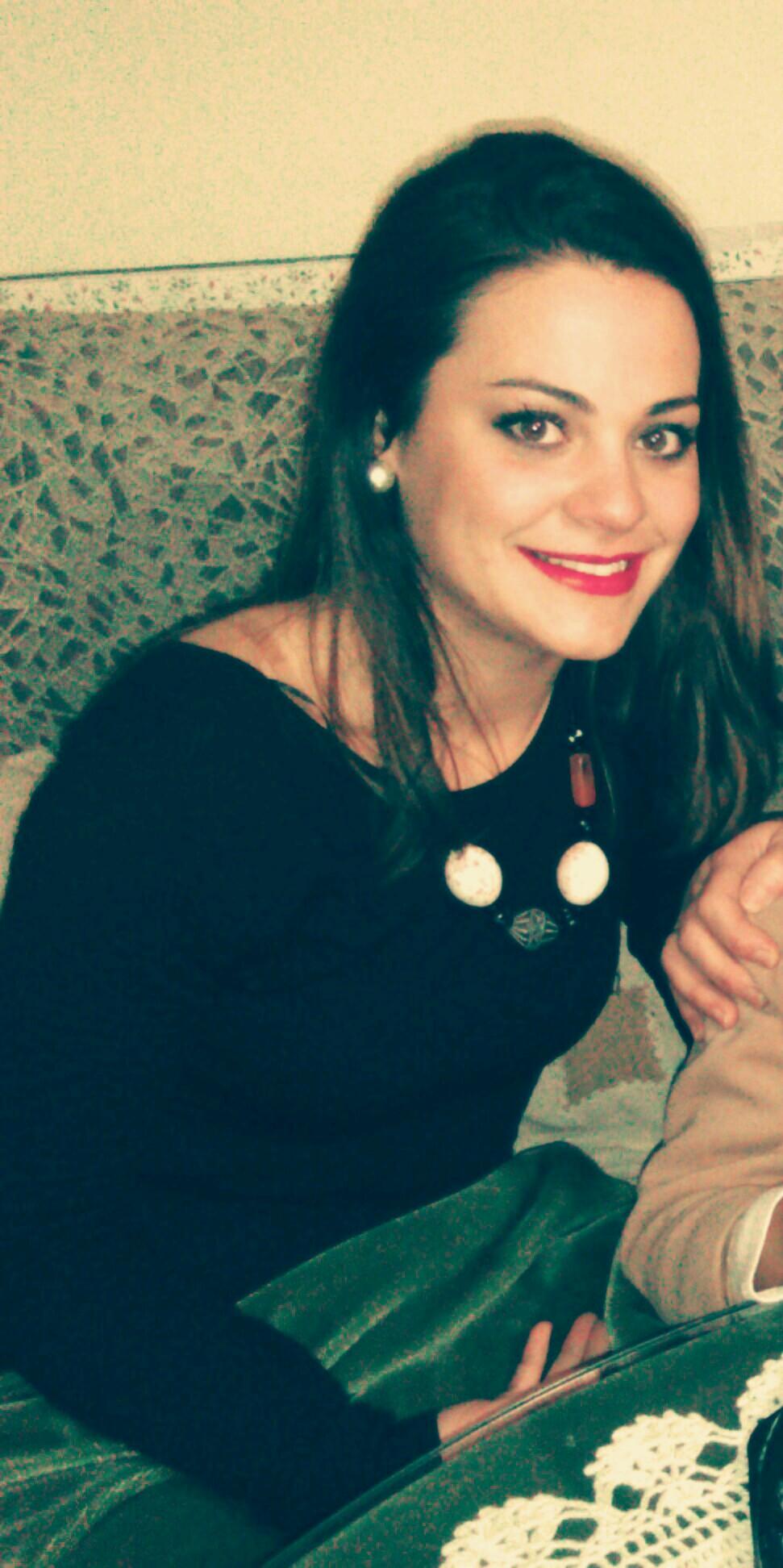 Mamá de las dos niñas más bonitas!!! Os quiero princesas, vosotras sois lo más importante para mí! '