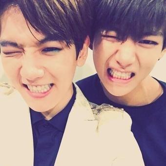 Love baekhyun chanyeol 
Exo-k+Exo-m
Apink eunji SNSD 2ne1 
Exotic fan baekyeol 
Cambodia 
14 years old