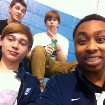 jswezzy_40's profile picture. D1 bound Lebron James when i drive and dunk and kevin durant when i shoot that three and they call richard sherman because its no flyzone baby