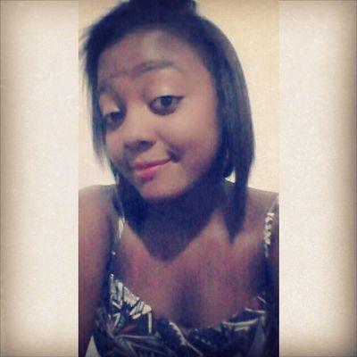 Ela parou, olhou, sorriu, me deu um beijo e foi embora.