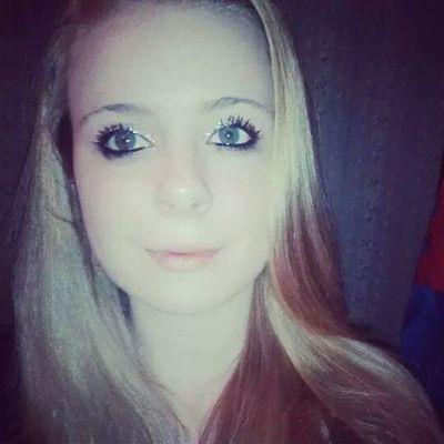 18 years old, mom to be
10/13/2011