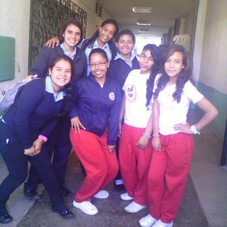 #siguemeytesigoalinstante                         #followblack