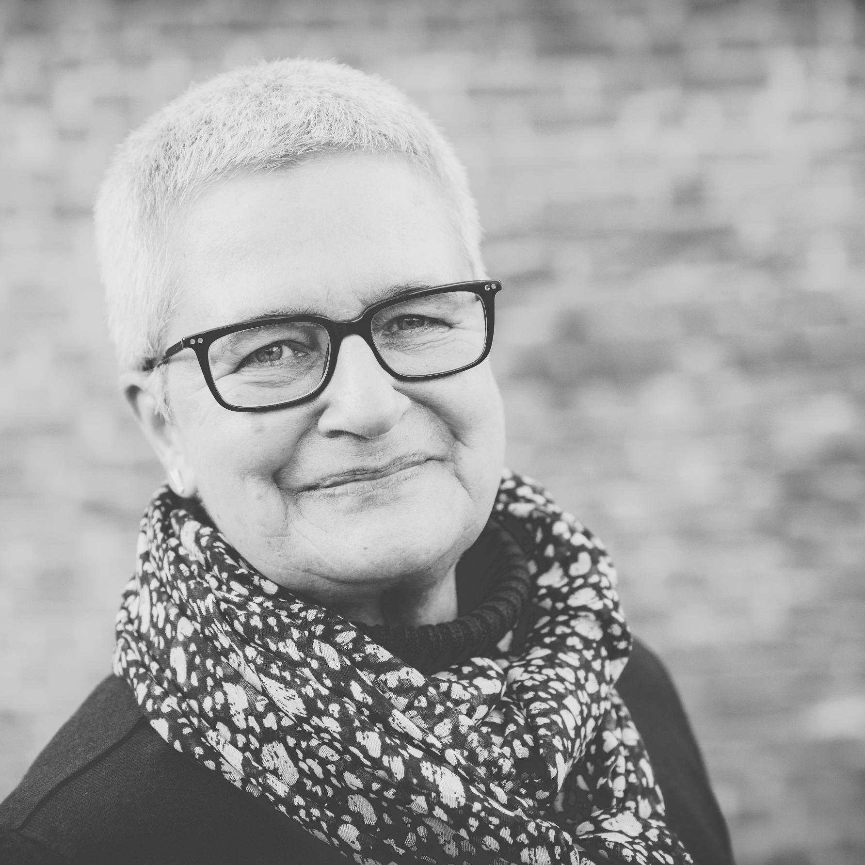 BeavdZandschulp's profile picture. Doortastend, Ambitieus, Accuraat en zeer leergierig en op zoek naar een baan als administratief medewerkster/receptioniste/telefoniste