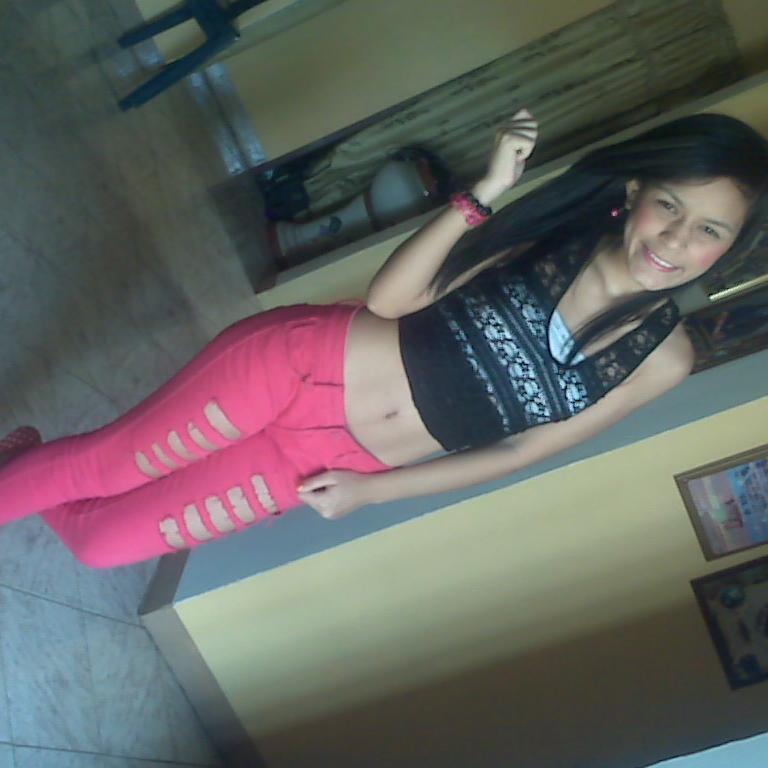 ╠╣☺∟ấ  Mi Nombre es ✩Cristii✩Me Dicen Odiosa [-ิ_•ิ] ♬♡Soltera*-*Es mejor sola Q' mal Acompa#ada!! Soy Romeista de Corazon!*Si Quieres Sigueme y Yo teSigo!*
