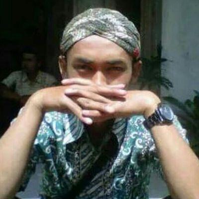 27cf63ed2c48498's profile picture. tak ada yg sempurna