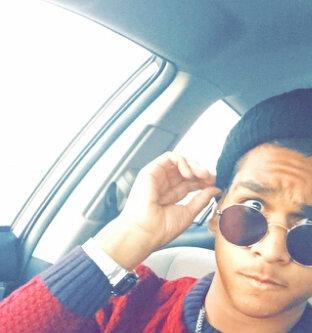 7asOwnBA's profile picture. لااعلم من اكون في هذا العالم الغريب.