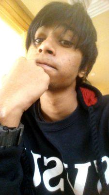 EvanstienKoshy's profile picture. I'm weird