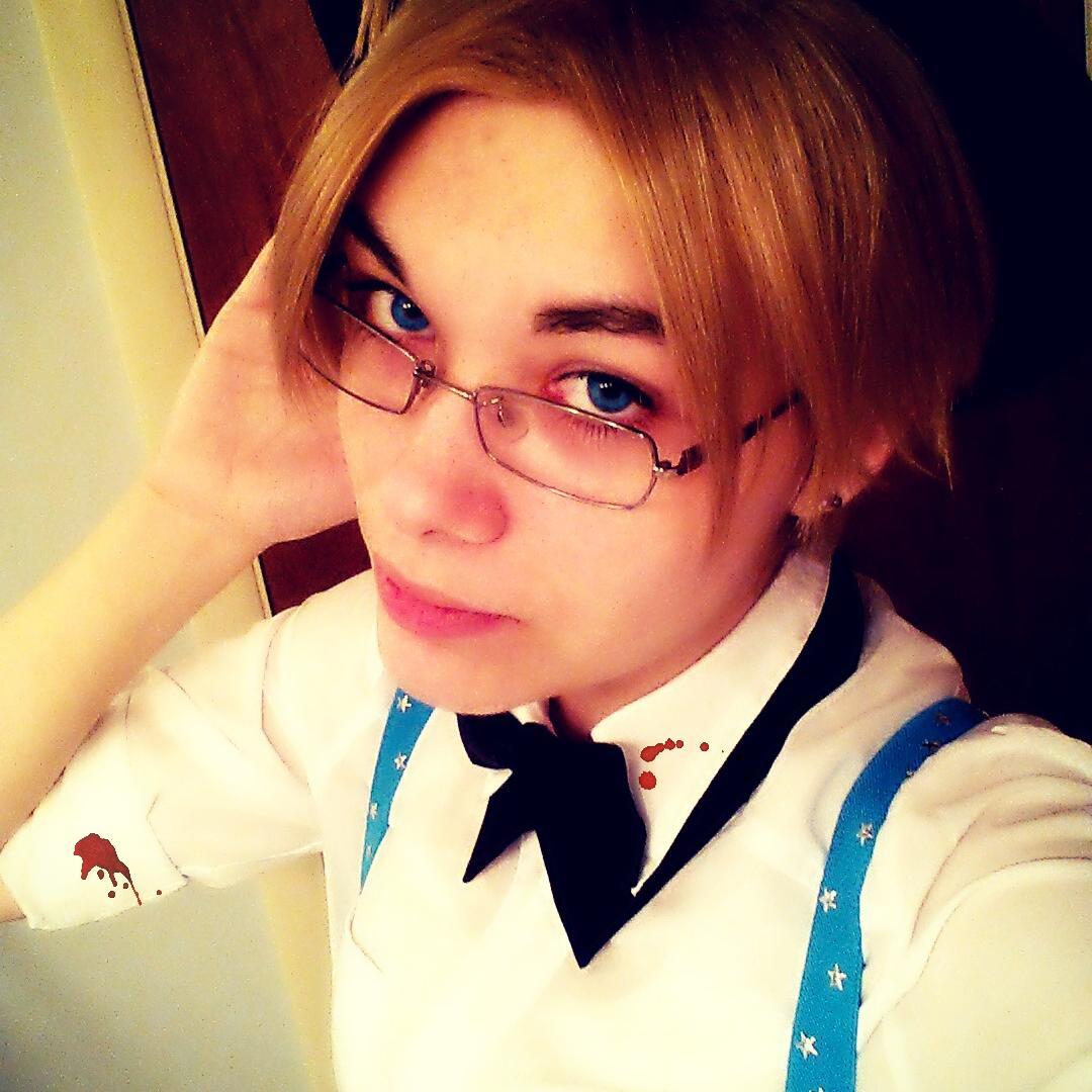 ☆✩17 • APH Cosplayer • America & Prussia cosplays • Cosplay account✩☆        My Iggybrows ►                                                   @ZweiCosplay