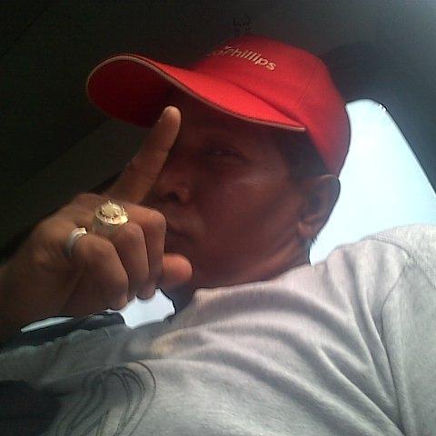 Nama saya yunedi tingga di pk baru propinsi riau bekerja di pt prospektif multi karya yang bealamt di jakarta selatan-Indonesia..