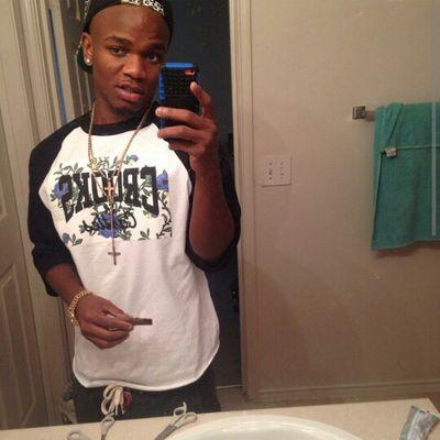 Im just me.. IG : Moneymark300