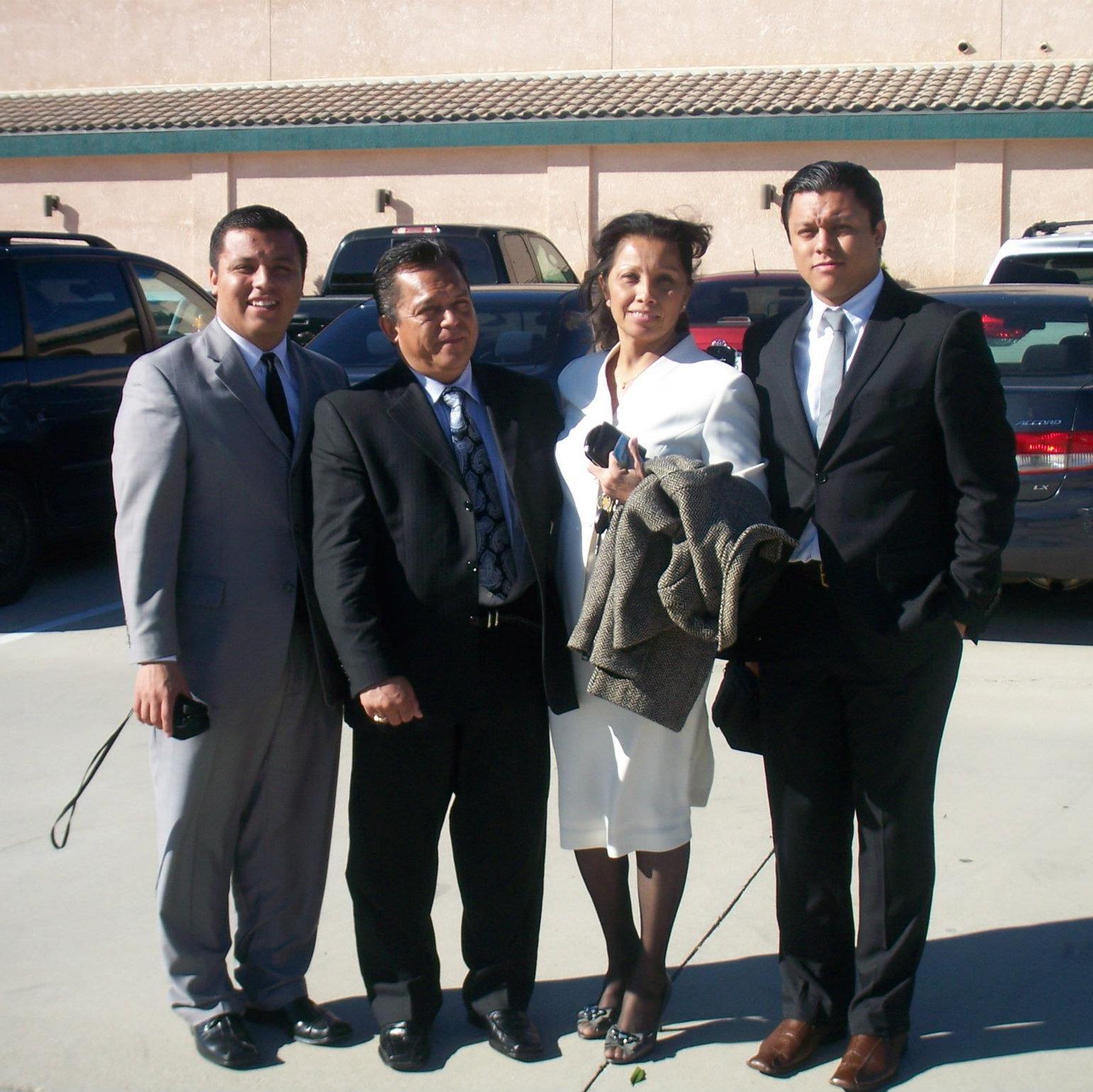 Soy un siervo del Dios altisimo Jehova SAlmo 83:18
si usted desea tener un estudio biblico es gratuito