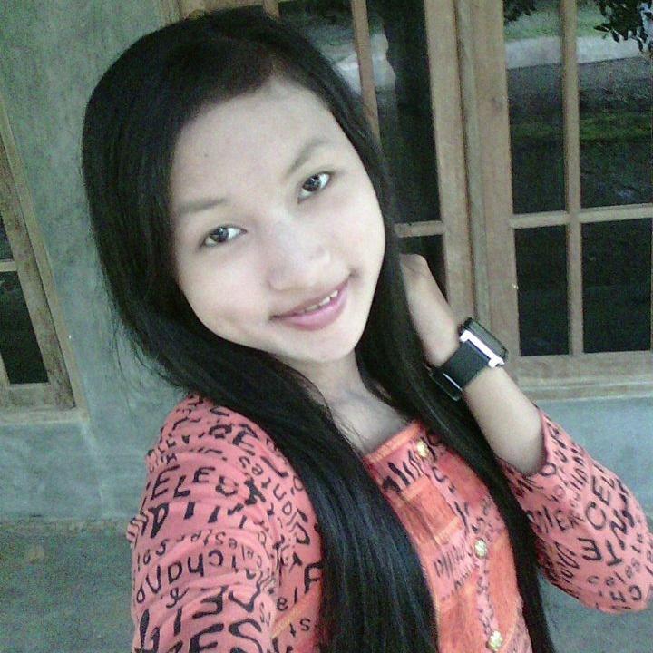 pratiwi_pus's profile picture. 