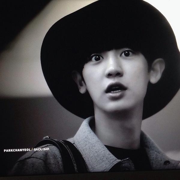 ชีวิตที่เป็นสีเทาๆดำๆ - exo