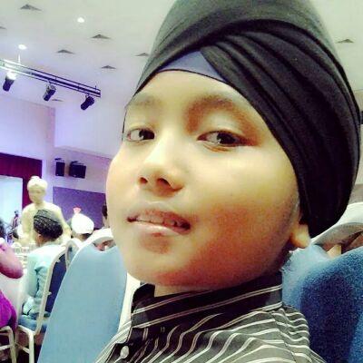 simmrat10's profile picture. 