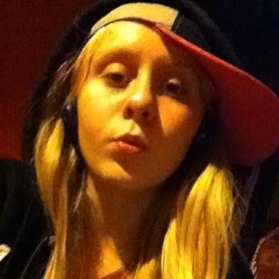 williams_kasen's profile picture. gamer gurl vlogger blogger youtuber artist. rouge sniper (teamless) up for recruitement