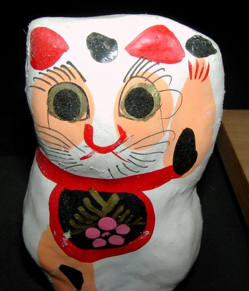 蟲、鳥、ねこ、エキゾチックアニマル大歓迎。自然科学全般。カレー、スパイス、調味料好き。かつてアニヲタ。やっぱり私は変な年寄り