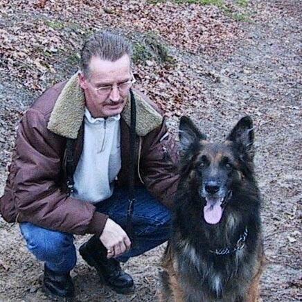 SamZuidam's profile picture. 