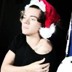 free follow from @lookafterharryx ! hiii (: