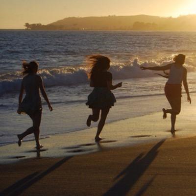 Friends and family are most important!! but im in love with one direction!!!!❤️❤️❤️✨