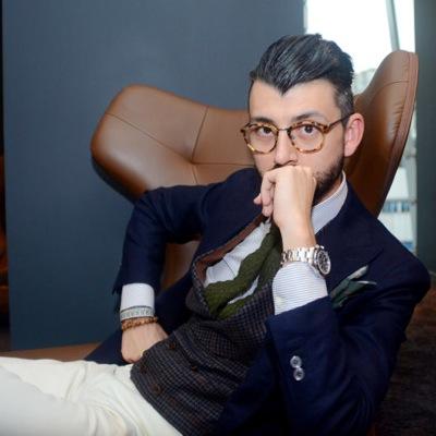 International itinerant tailor 
ALMI BESPOKE MILANO
Enquiries: bespoke@almy.it