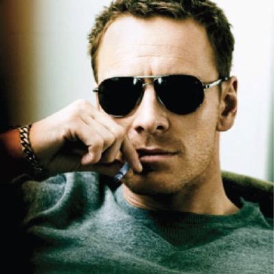 SmoakingMagneto's profile picture. My name is Magneto. Just arrive to Storybrooke to find new posible X-Men. #Teamvillain