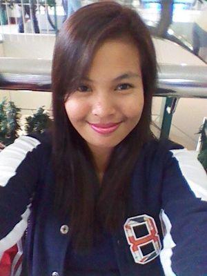 @JessicaESanchez followed me 03-28-12/ 2:22pm #blujay  :) follow me:) Engaged