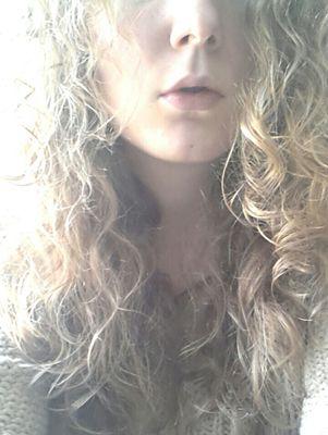 AlieJia's profile picture. | 27 ans | Fanzouze un jour fanzouze toujours #TeamHanouna #Baba |