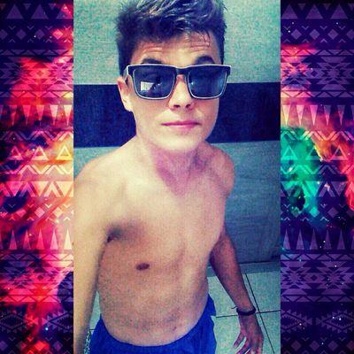 Snap:Pqp_maax 
⚽
Solteiro