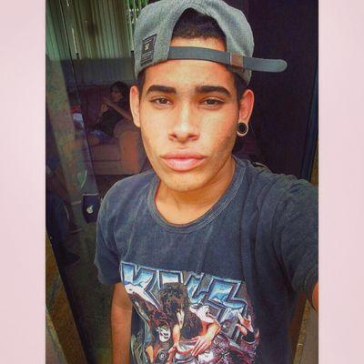 Elvis é meu pai
Marilyn é minha mãe
Jesus é meu melhor amigo by: lana del rey