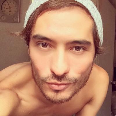 ebrakma's profile picture. Soy una persona fuerte, capaz de conseguir lo que quiero, entregado y agradecido, jamás me arrepiento de algún suceso en mi vida, todo debe trascender.