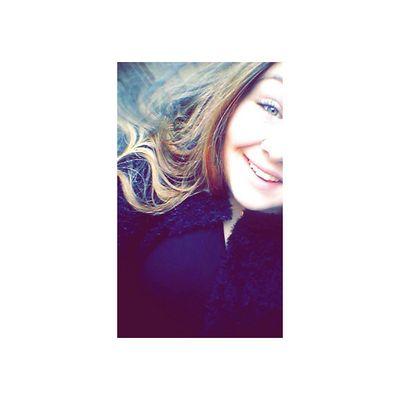 Never up give up on the things that make you smile ♡
