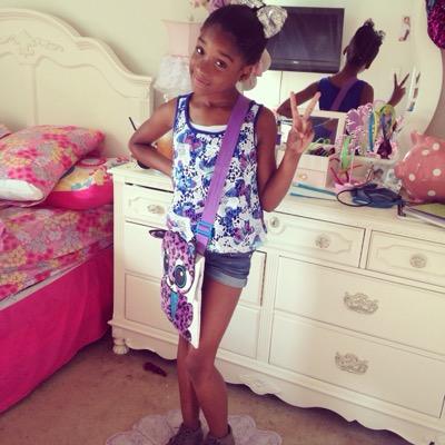 i love friends and family follow me it will mean a lot to me thanx