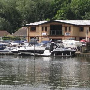 Moorings and Boat Storage. London & Thames Dealer for Orkney Motor Boats and Waterlodge Floating Apartments, Used Boats for Sale.