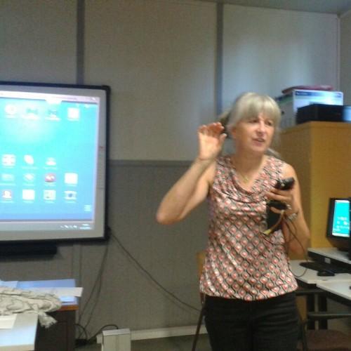 2Lutgarde's profile picture. Leerkracht CVO-Lino en ik ga mijn cursisten leren Twitteren!