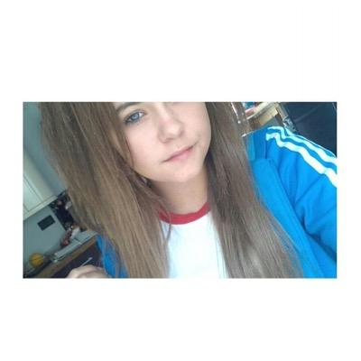 just another sad teen with awesome music taste