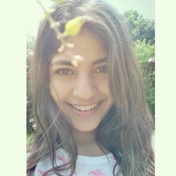 Instagram: ju_andrade_c