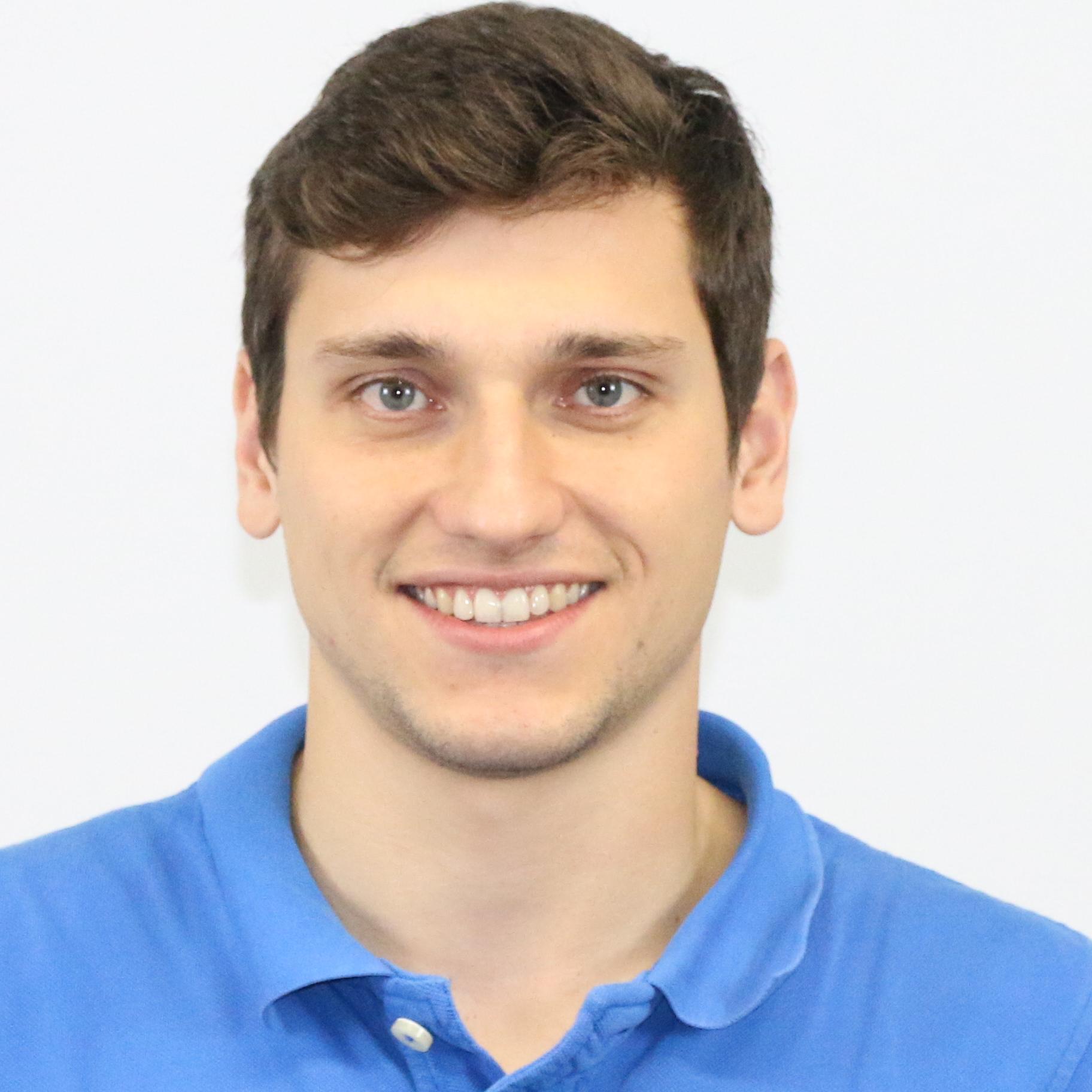 Assessor de negócios da Metodologia Gustavo Borges.

Professor de Educação Física e gestor de empresas ligadas a atividade física e esportes.