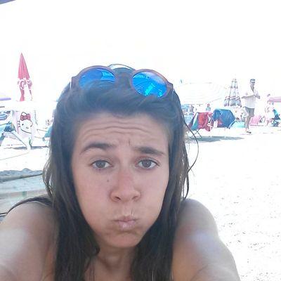 Del sur, aficionada a los retos, adicta a la música y aprendiz de cada momento :) #sonríesiempre